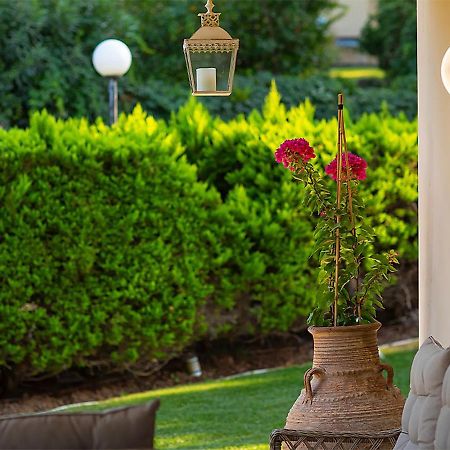 Artemisia Villa With Outdoor Hot Tub, Sani Luxury Villas Collection Zewnętrze zdjęcie