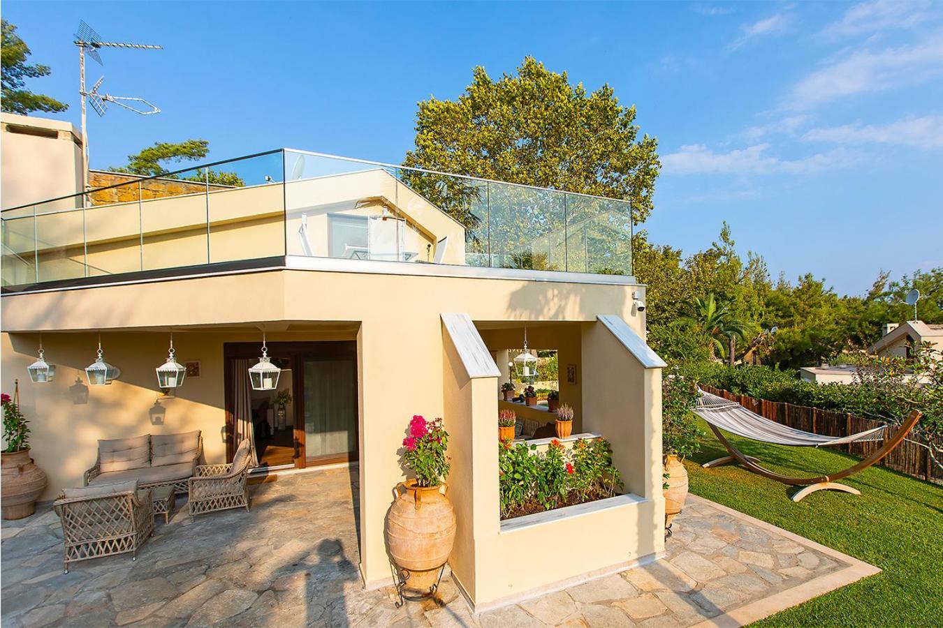 Artemisia Villa With Outdoor Hot Tub, Sani Luxury Villas Collection Zewnętrze zdjęcie